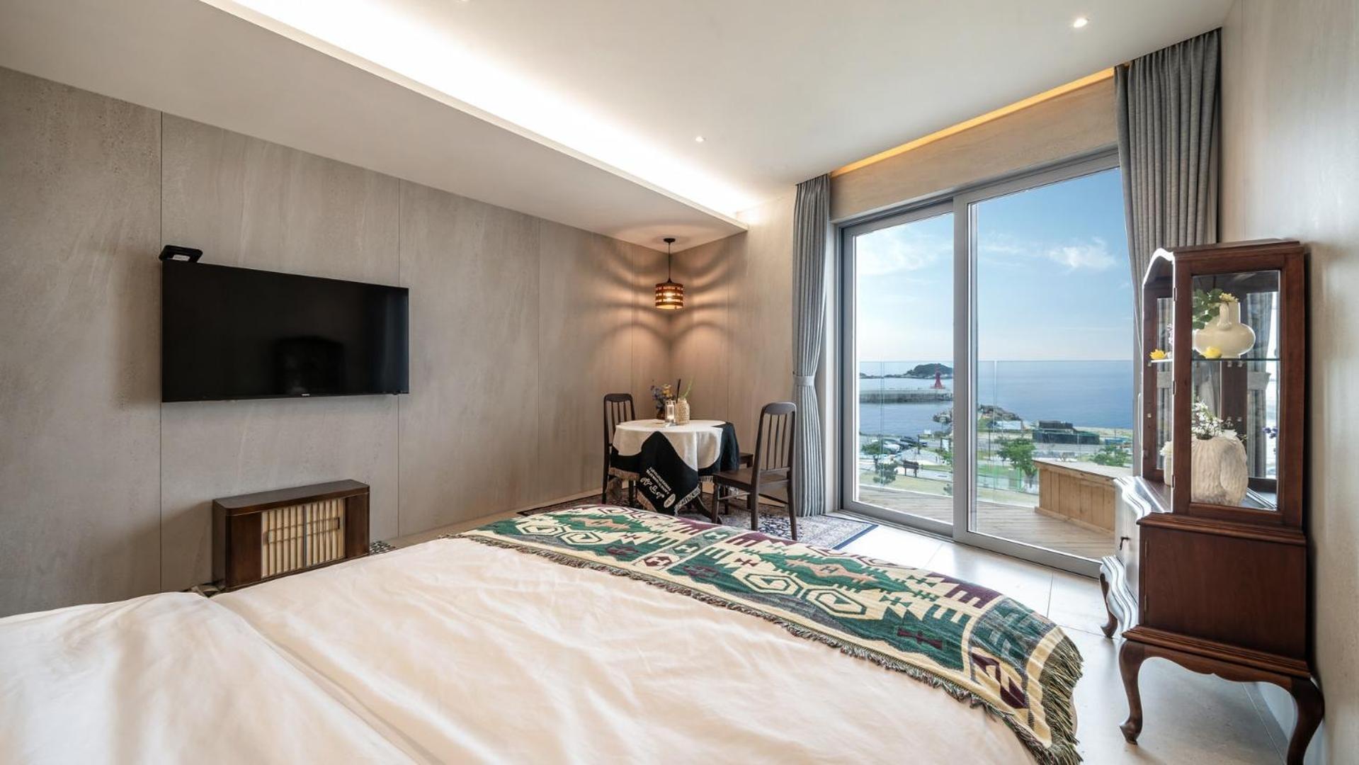 Goseong Gyeoulbada Ocean View Pension محافظة غوسونغ الغرفة الصورة