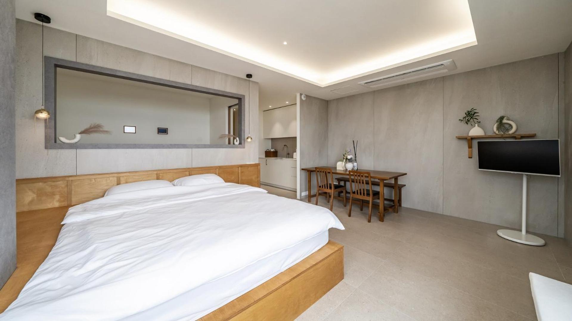 Goseong Gyeoulbada Ocean View Pension محافظة غوسونغ الغرفة الصورة